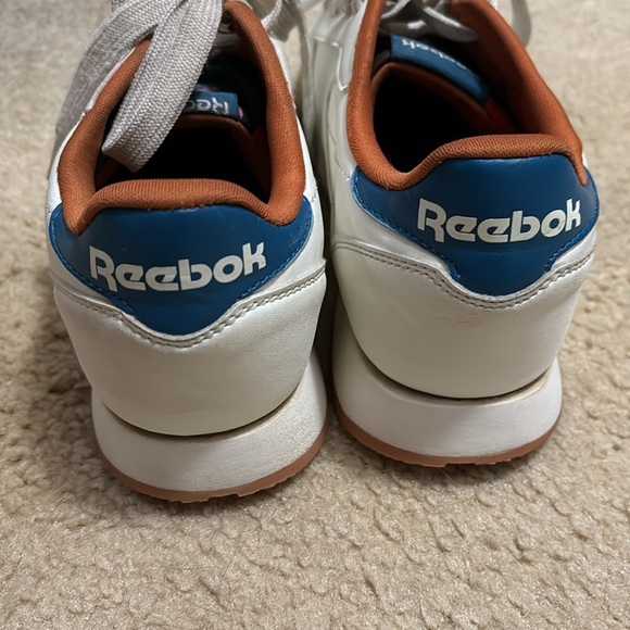 Reebok shoes - Picture 3 of 7
